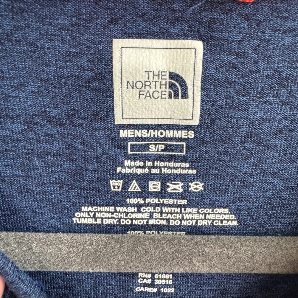 The North Face Mountain Athletics Blue Graphic Print Short Sleeve‎ Men's Size S